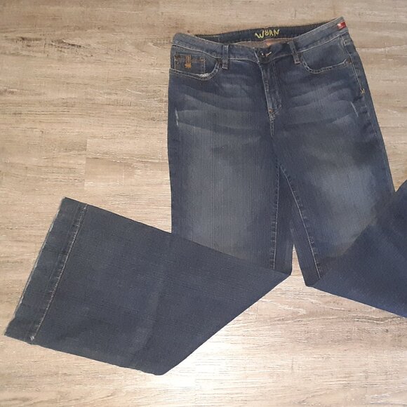 "Worn" Jeans * NWOT? * Blue Denim * Women's Size 10 * Boot Flare Bell Bottoms * - Picture 9 of 11